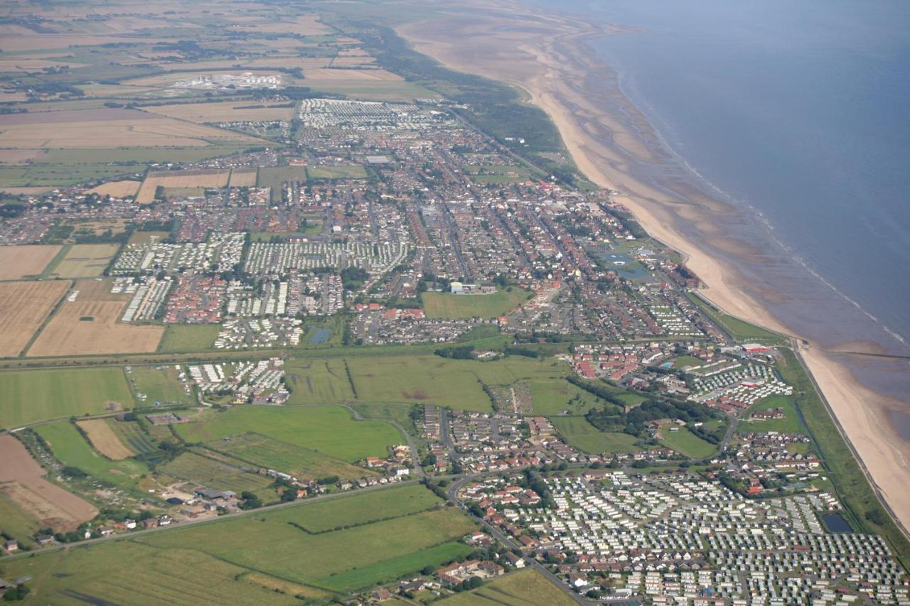 8 Berth Caravan With Free Wifi At Heacham Holiday Park In Norfolk Ref 21008E Exterior photo